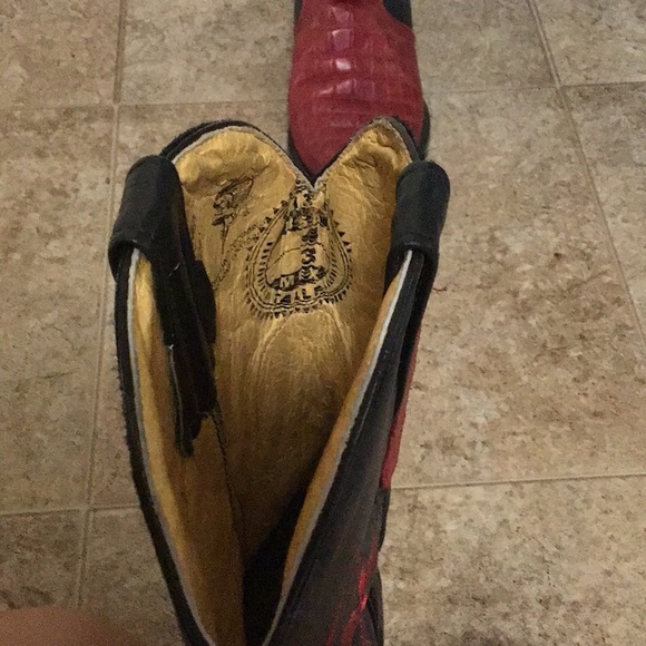 Authentic alligator skin cowboy boots - Picture 3 of 4